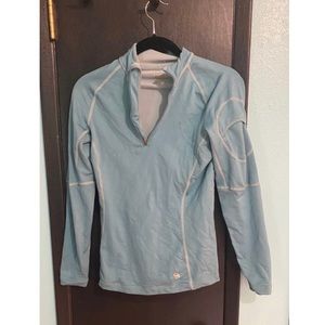 Mountain Hardwear Long Sleeve Hiking top